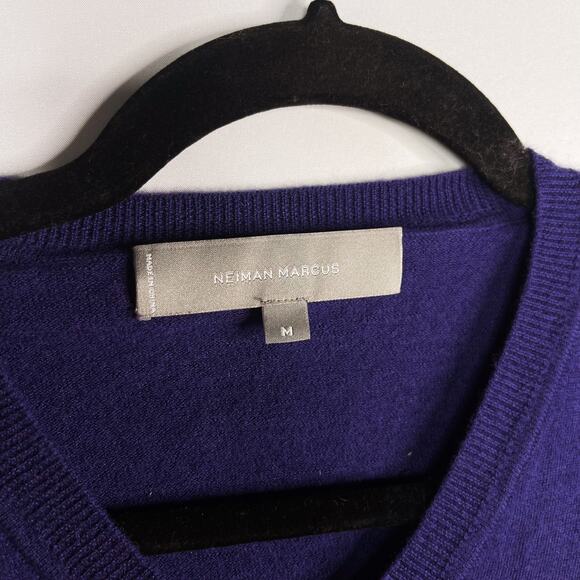 Neiman Marcus Mens Medium M Dark Purple Cashmere V Neck Pullover Sweater Knit - Picture 5 of 8